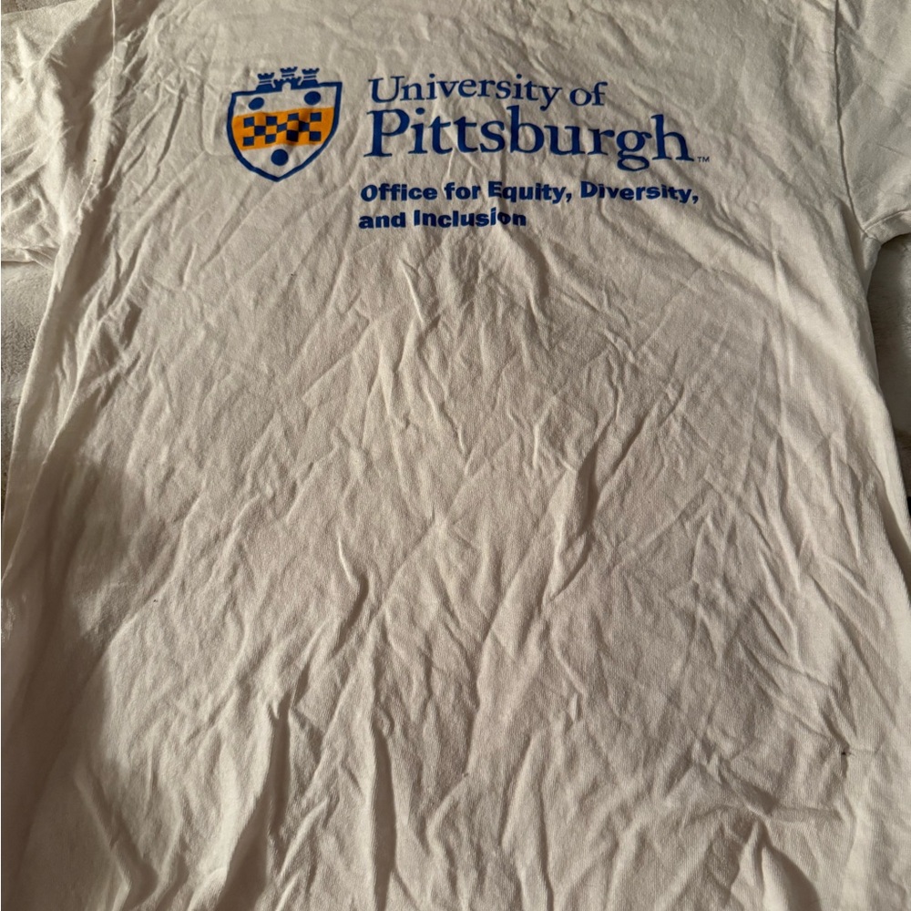 Gildan White University of Pittsburgh Tee